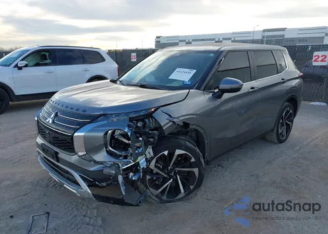 2023 Mitsubishi Outlander Se 2.5 2Wd из США, поврежденный, VIN JA4J3UA86PZ048142